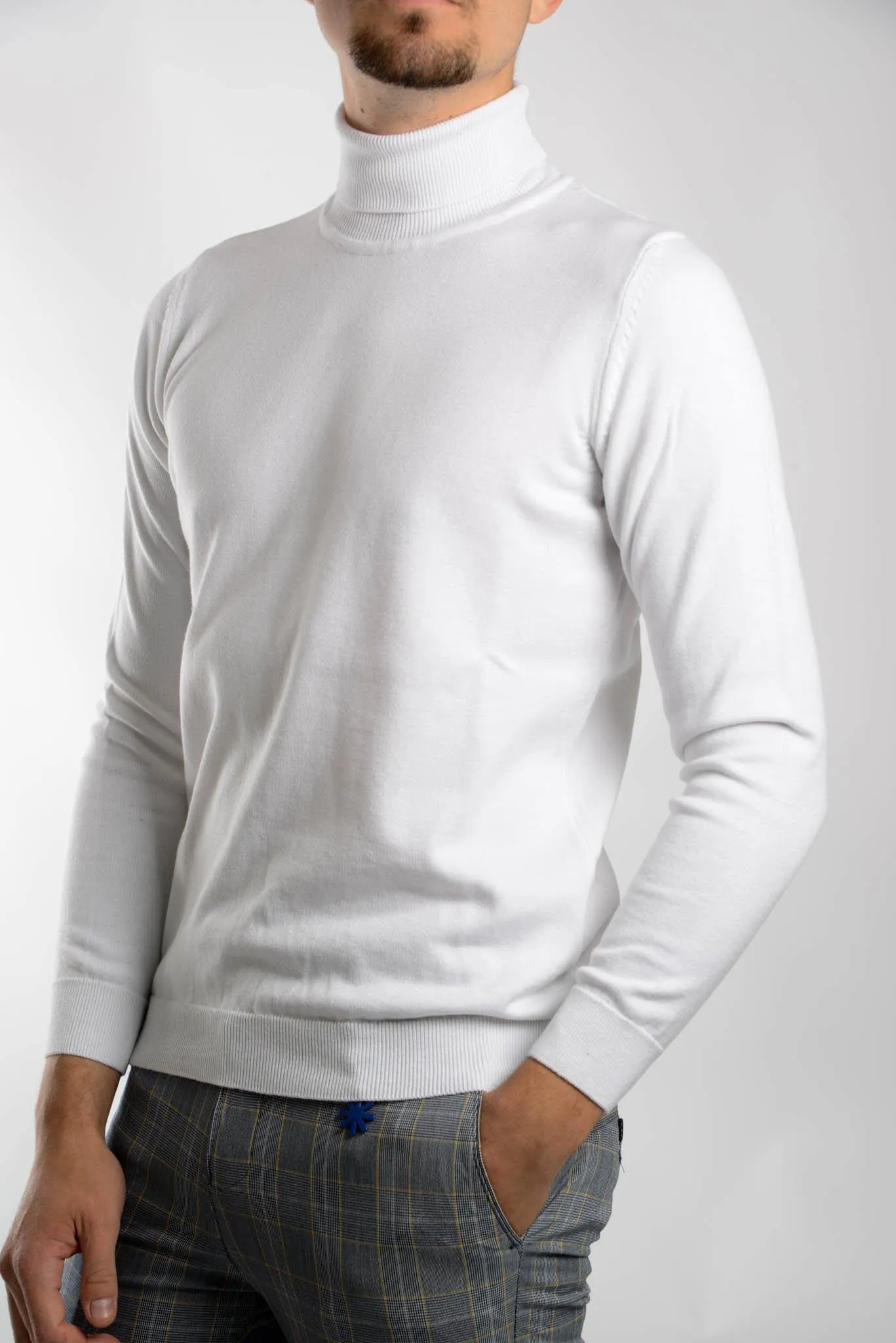 Cambridge Slim Fit Turtleneck Euro Sweater