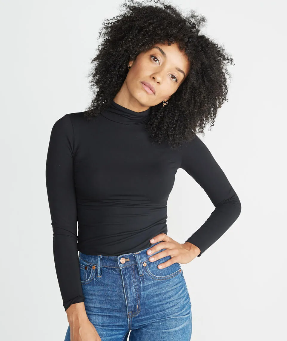 Magnolia Turtleneck in Black